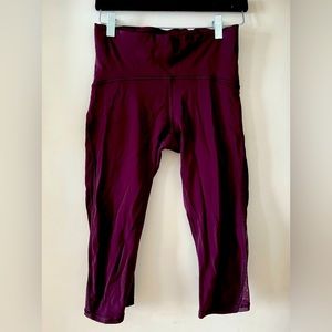 Lululemon burgundy cropped leggings